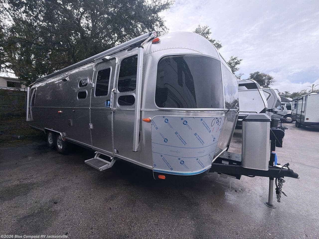 New 2027 Airstream Classic 30RB available in Jacksonville, Florida