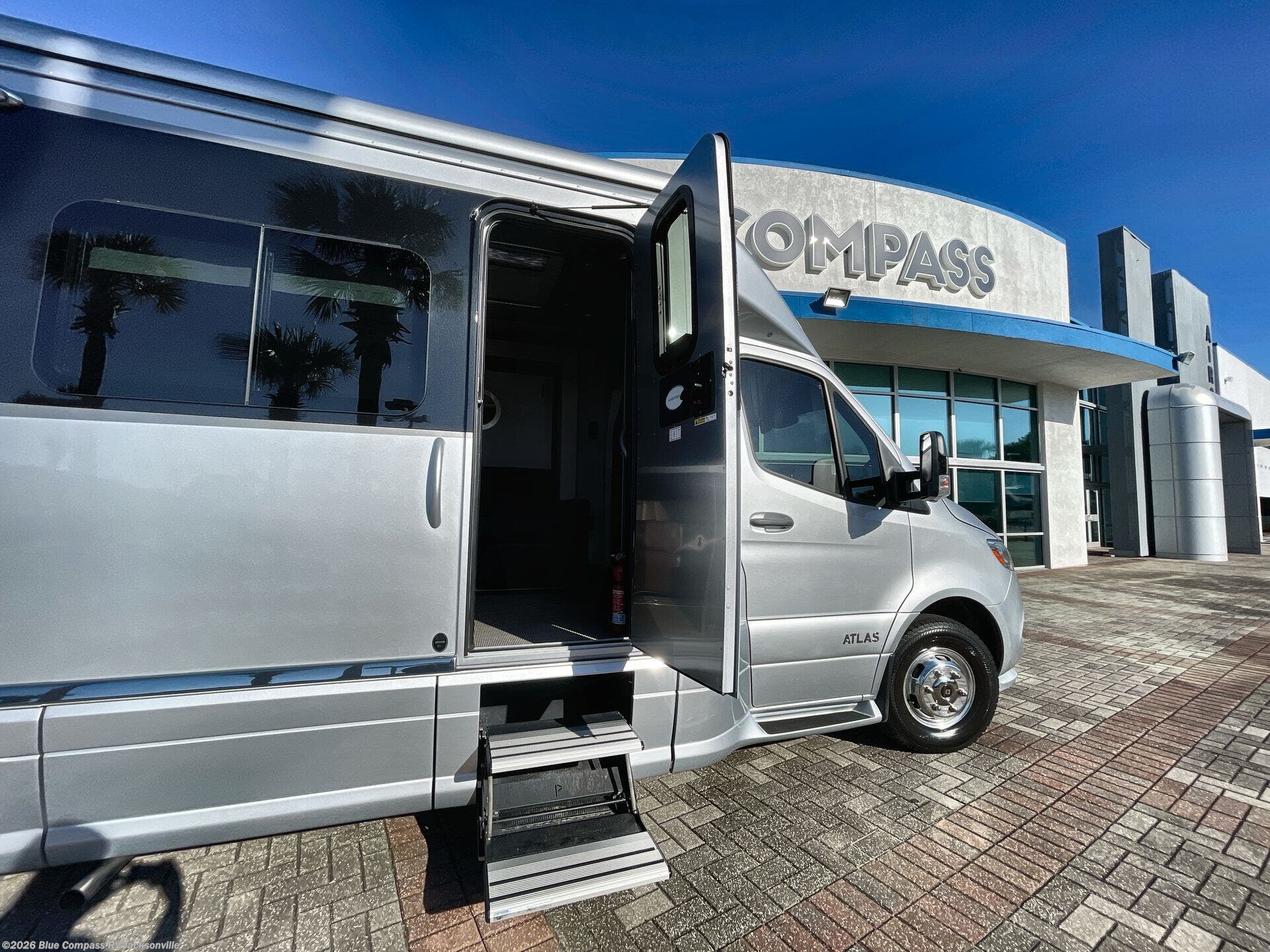 2021 Atlas MURPHY SUITE by Airstream from Blue Compass RV Jacksonville in Jacksonville, Florida