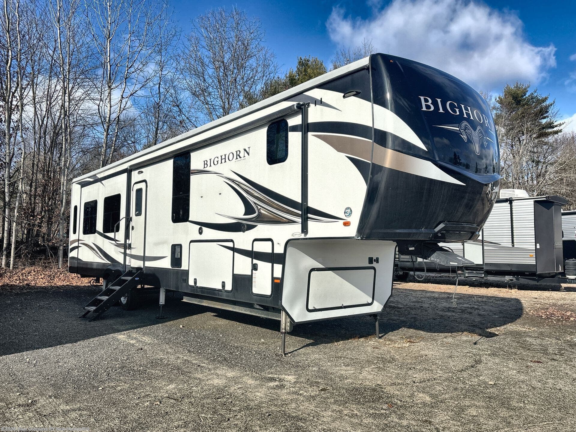 2019 Bighorn 3870FB by Heartland from Blue Compass RV New Hampshire in Epsom, New Hampshire