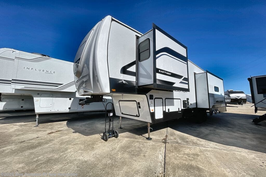 New 2026 East to West Blackthorn 2990MK available in Epsom, New Hampshire