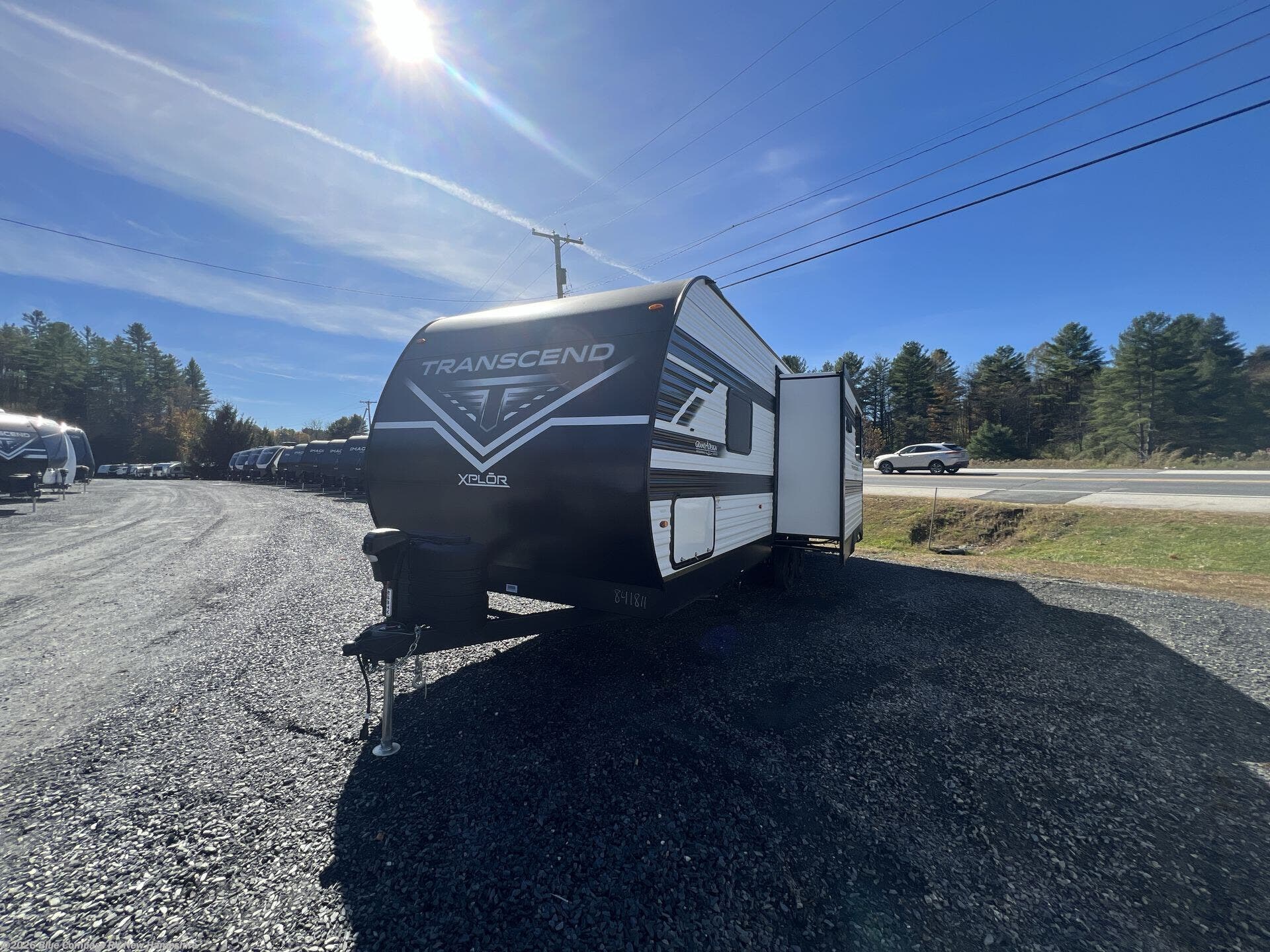 2026 Transcend Xplor 26BHX by Grand Design from Blue Compass RV New Hampshire in Epsom, New Hampshire