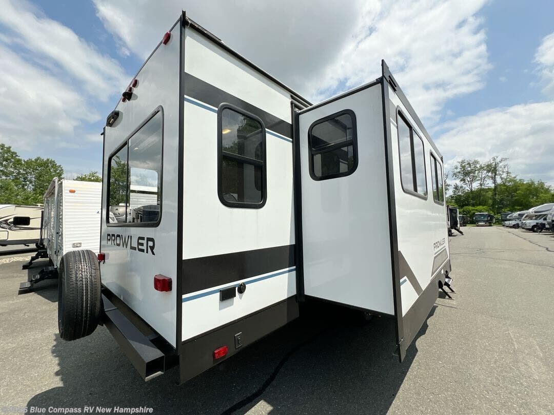 New 2025 Heartland Prowler 3009RL available in Epsom, New Hampshire