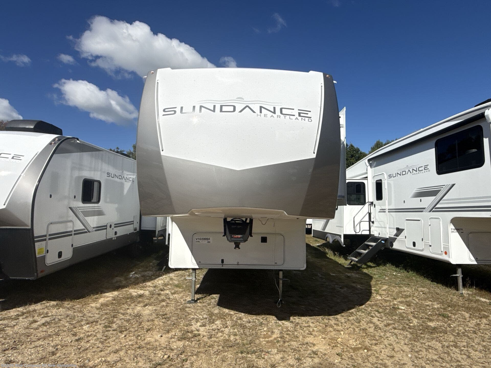 2027 Sundance 31RL by Heartland from Blue Compass RV New Hampshire in Epsom, New Hampshire