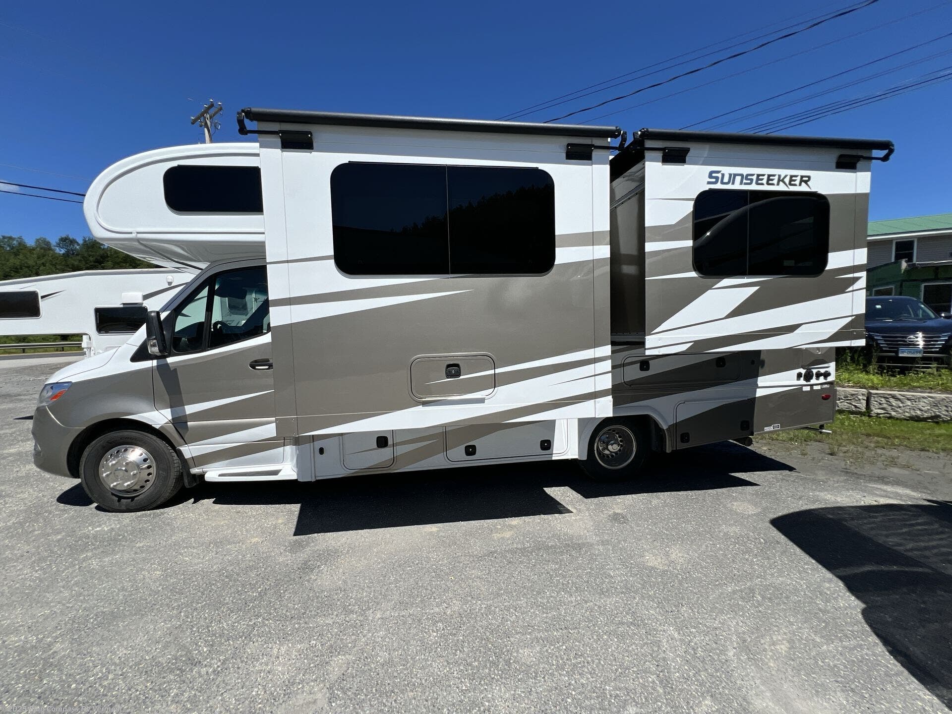 New 2025 Forest River Sunseeker MBS 2400DSB available in East Montpelier, Vermont