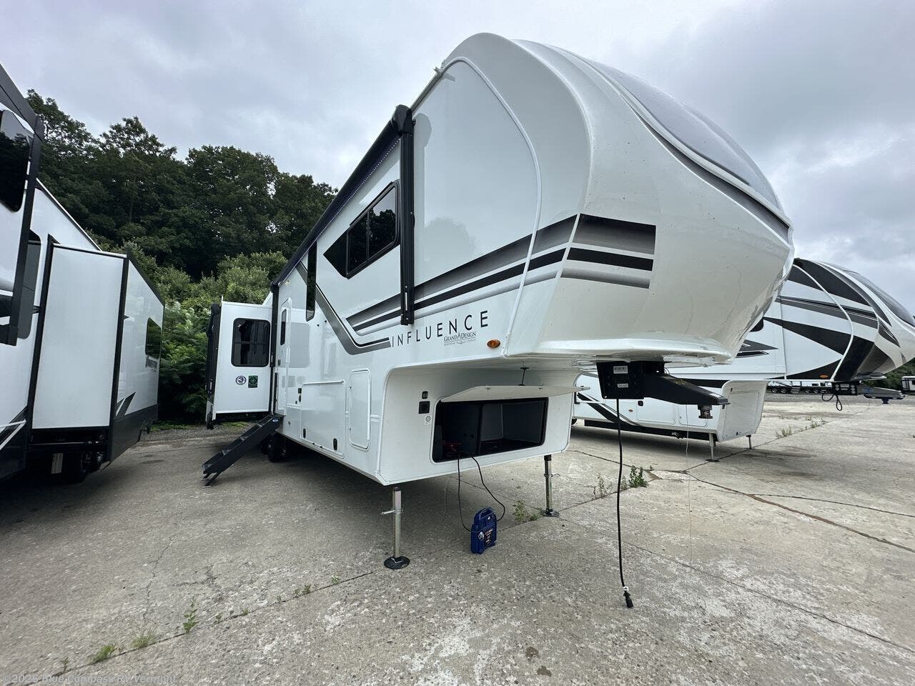 2025 Influence 3503GK by Grand Design from Blue Compass RV Vermont in East Montpelier, Vermont