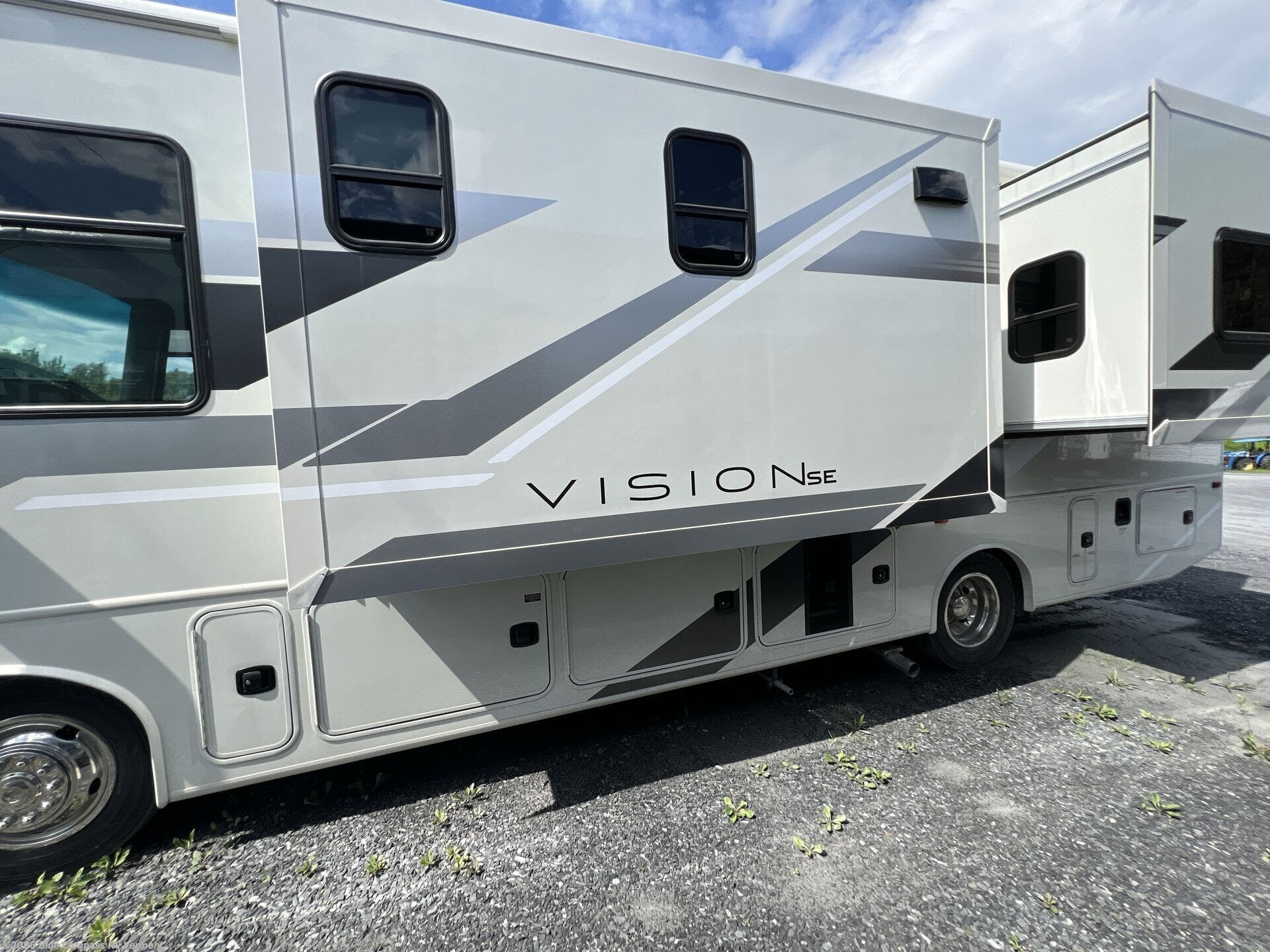 New 2025 Entegra Coach Vision 27ASE available in East Montpelier, Vermont