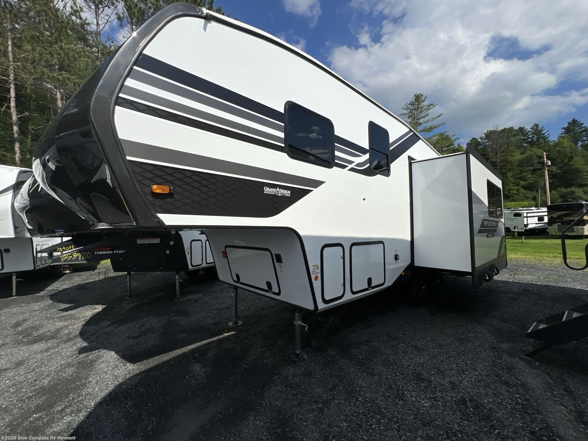 2026 Reflection 150 Series 260RD by Grand Design from Blue Compass RV Vermont in East Montpelier, Vermont