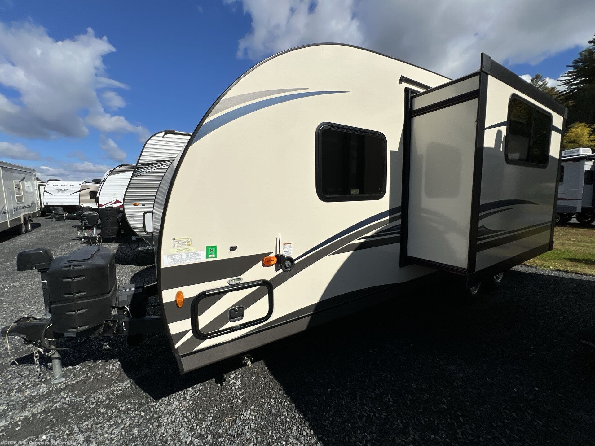 Used 2019 Gulf Stream Vista Cruiser 19ERD available in East Montpelier, Vermont