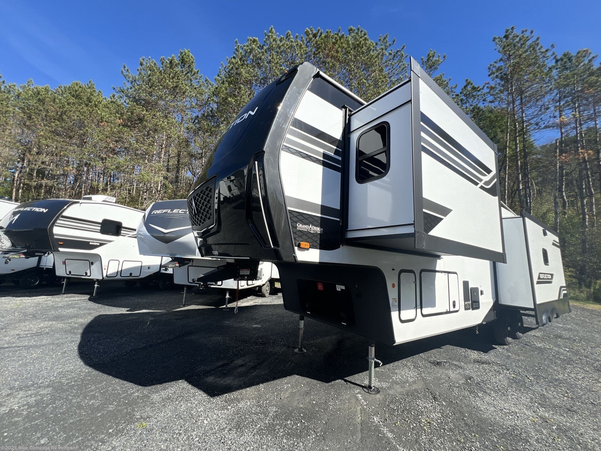 2026 Reflection 337RLS by Grand Design from Blue Compass RV Vermont in East Montpelier, Vermont