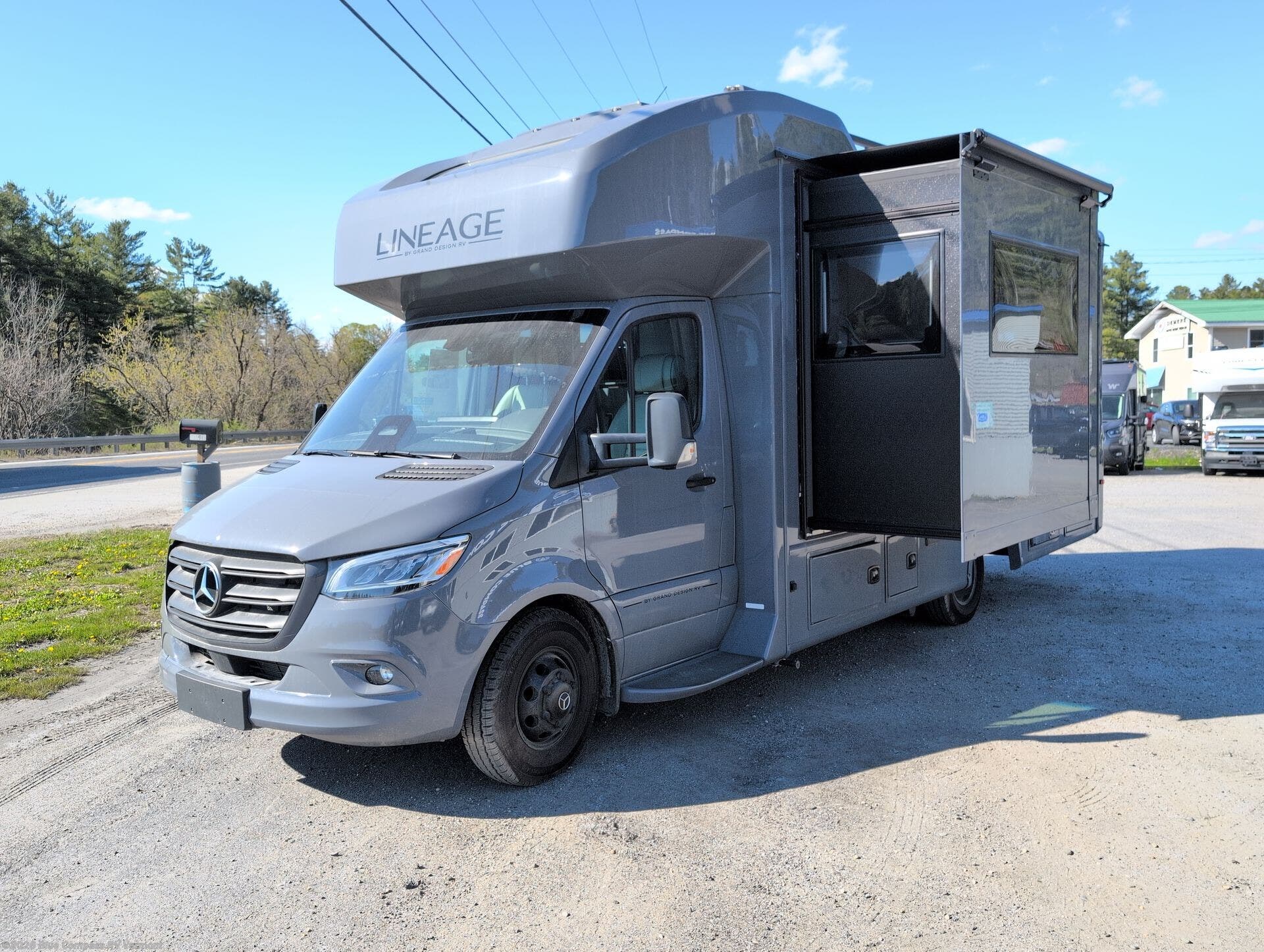 2026 Lineage Series M 25TK by Grand Design from Blue Compass RV Vermont in East Montpelier, Vermont