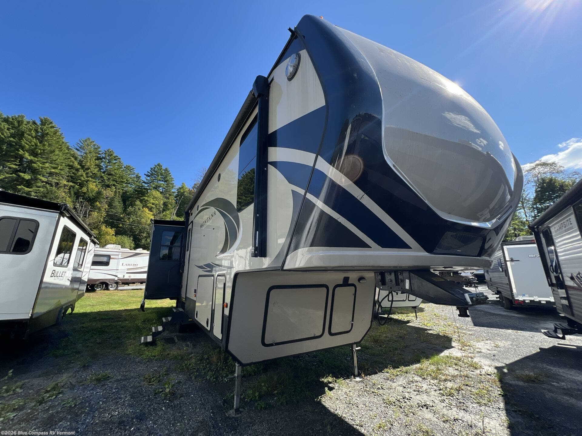 2018 Montana High Country 331RL by Keystone from Blue Compass RV Vermont in East Montpelier, Vermont