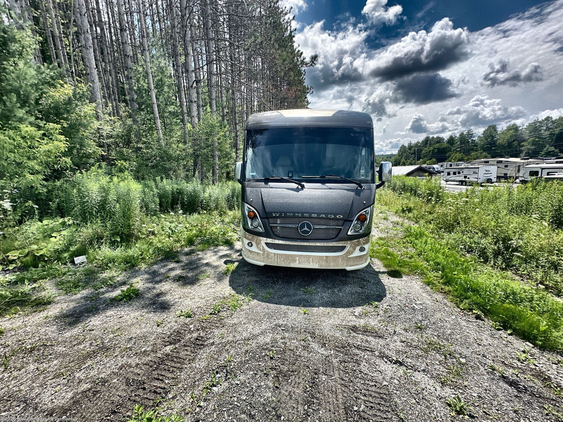 2016 Via 25P by Winnebago from Blue Compass RV Vermont in East Montpelier, Vermont
