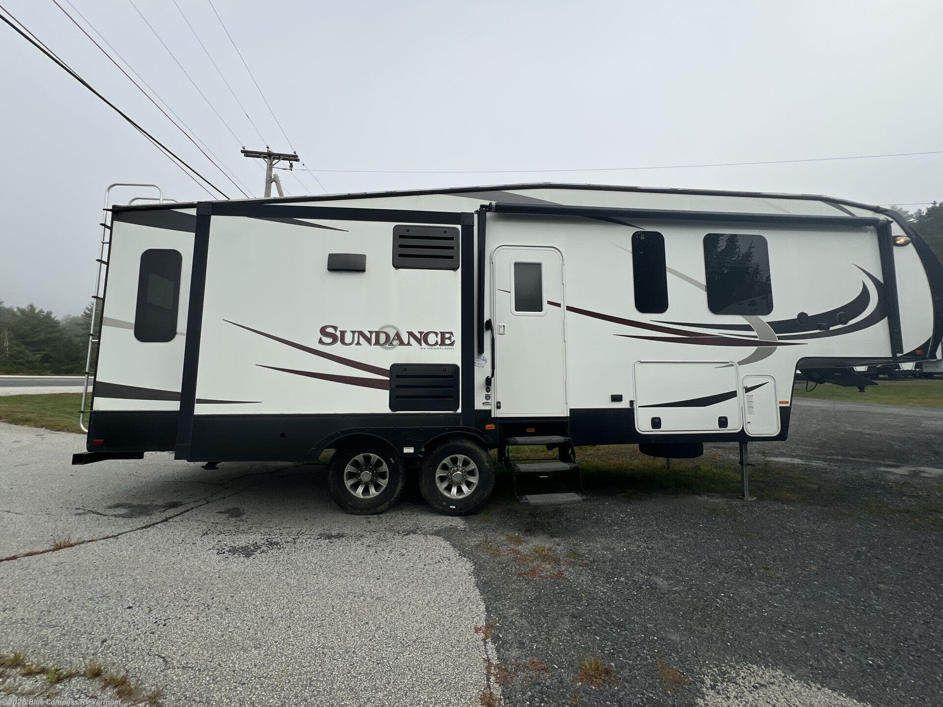 Used 2015 Heartland Sundance 2880RLT available in East Montpelier, Vermont