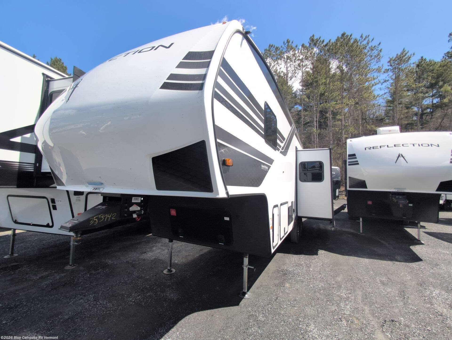 2026 Reflection 100 Series 28RL by Grand Design from Blue Compass RV Vermont in East Montpelier, Vermont