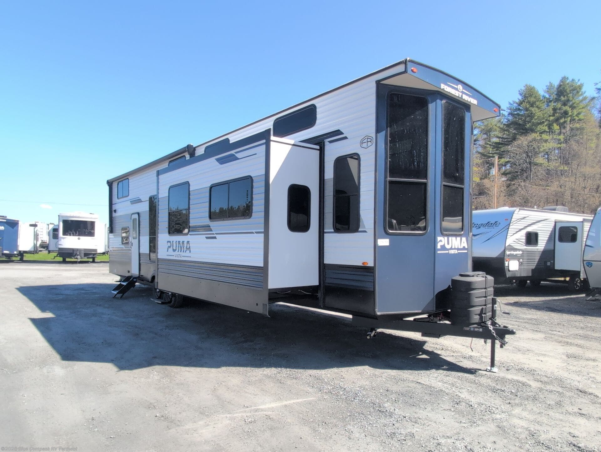 2026 Puma Vista 402LFT by Forest River from Blue Compass RV Vermont in East Montpelier, Vermont