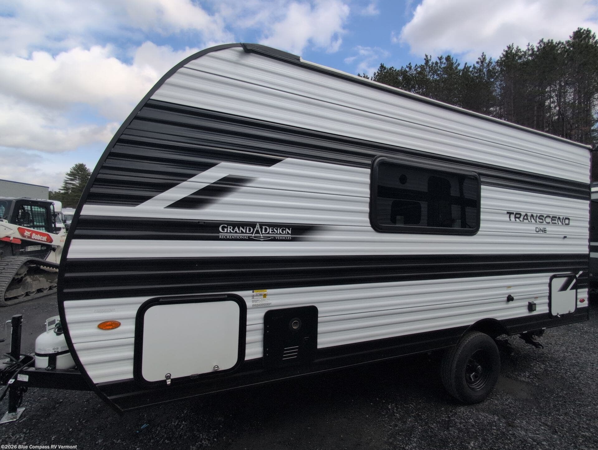 New 2026 Grand Design Transcend One 151BH available in East Montpelier, Vermont