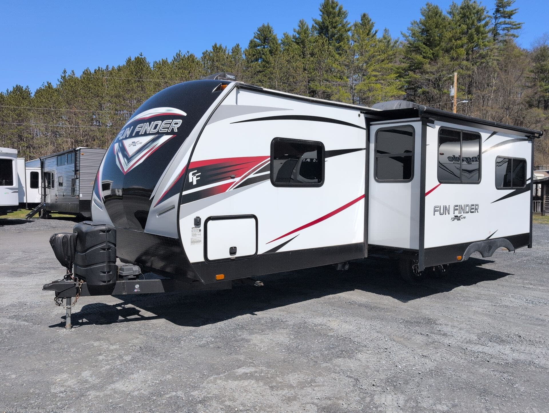2019 Fun Finder Xtreme Lite 26RB by Cruiser RV from Blue Compass RV Vermont in East Montpelier, Vermont