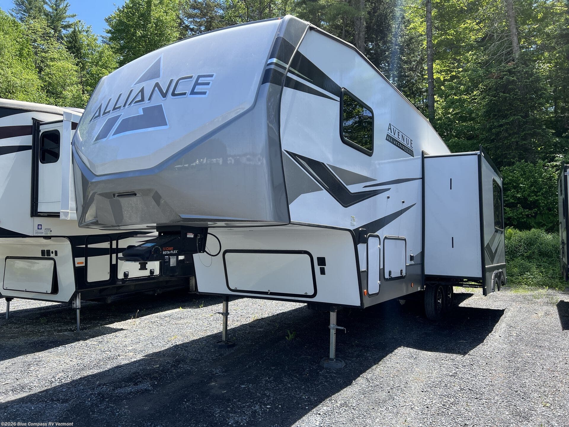 Used 2023 Alliance RV Avenue All-Access 28BH available in East Montpelier, Vermont