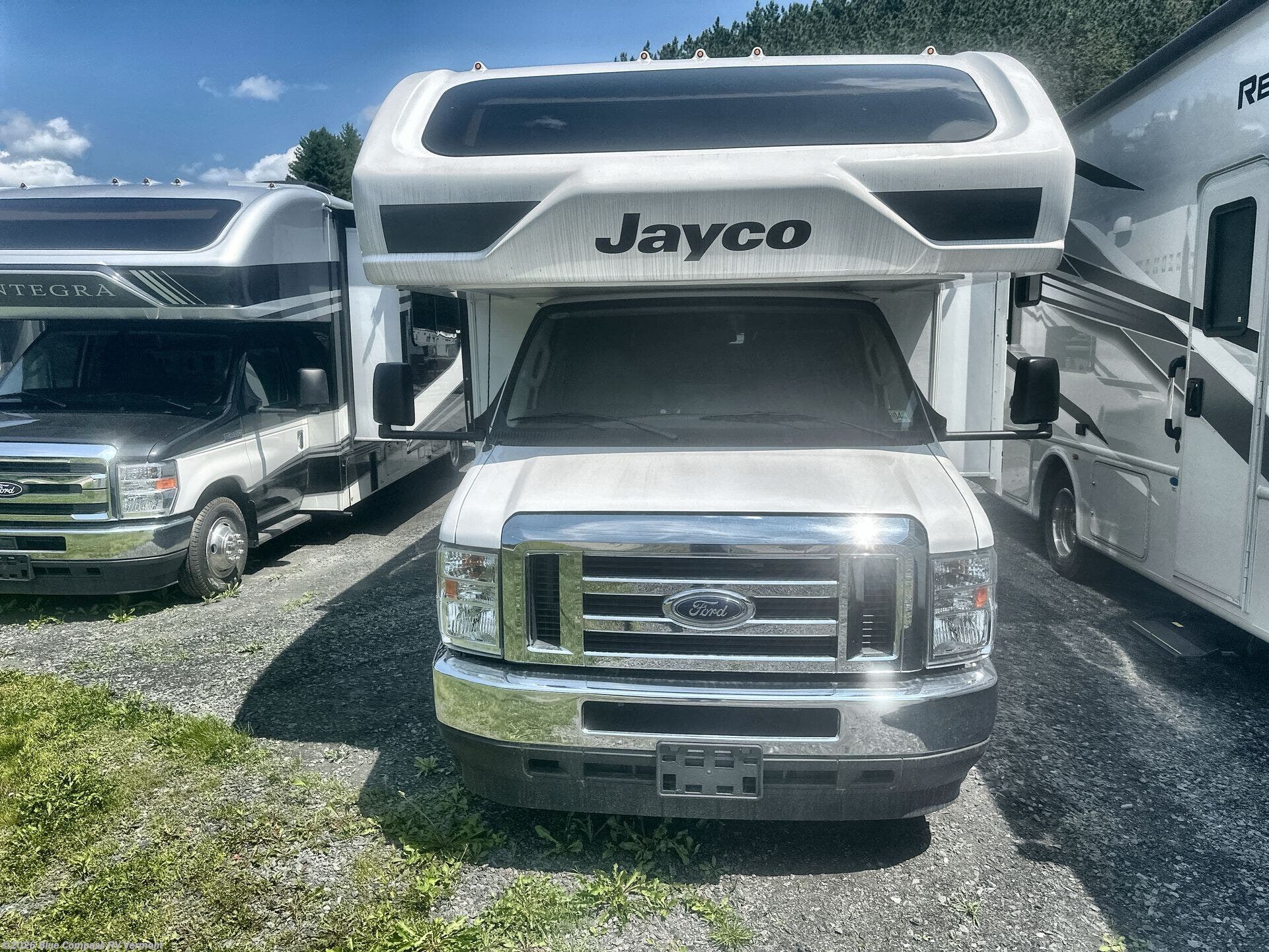 2025 Redhawk SE 31FF by Jayco from Blue Compass RV Vermont in East Montpelier, Vermont