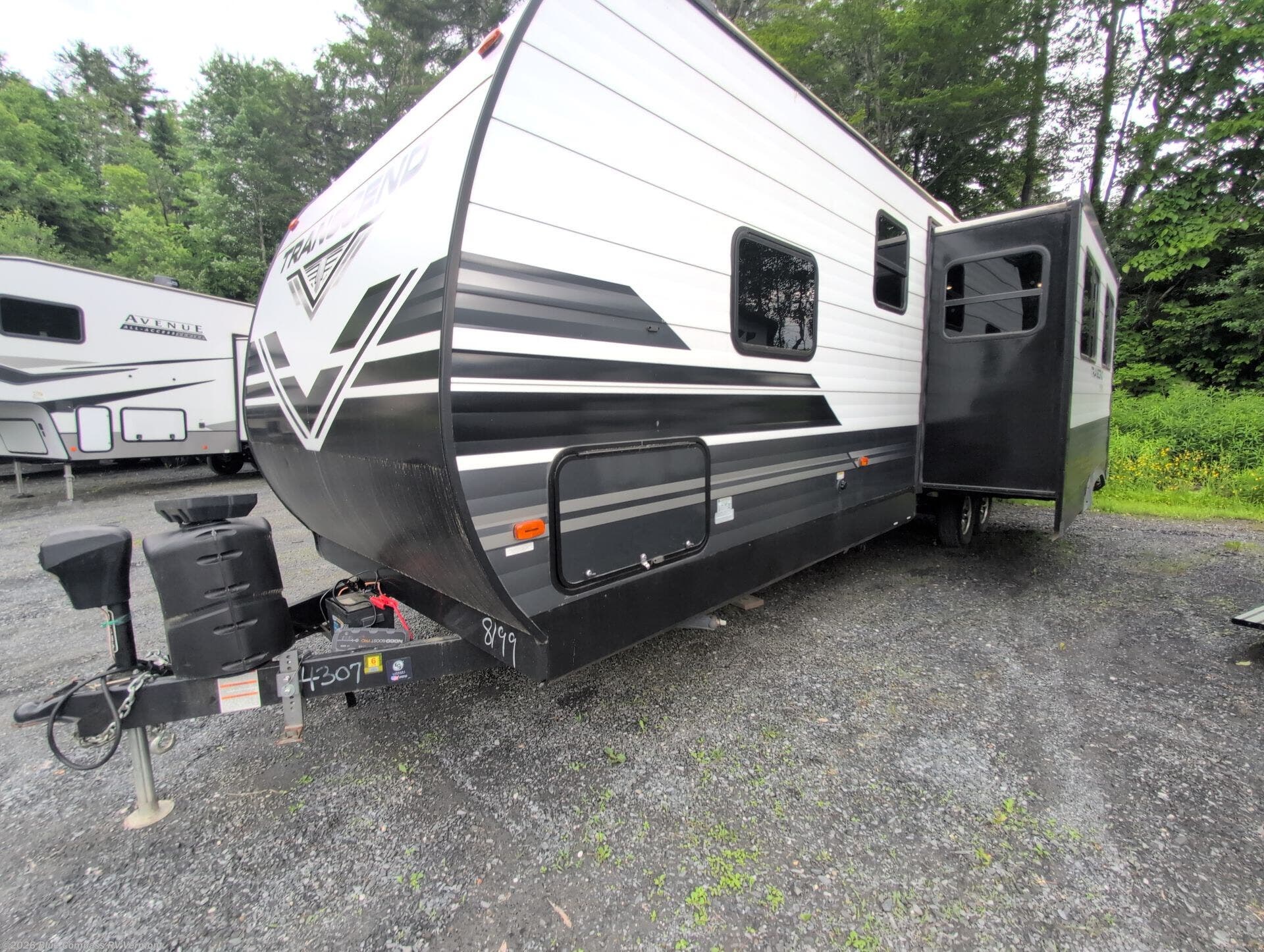 2021 Transcend Xplor 32BHS by Grand Design from Blue Compass RV Vermont in East Montpelier, Vermont