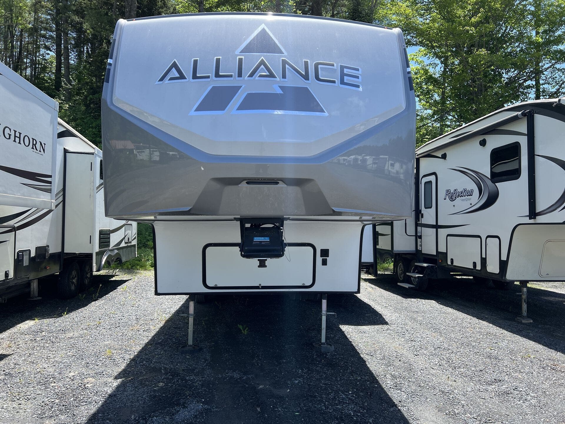 2023 Avenue All-Access 28BH by Alliance RV from Blue Compass RV Vermont in East Montpelier, Vermont