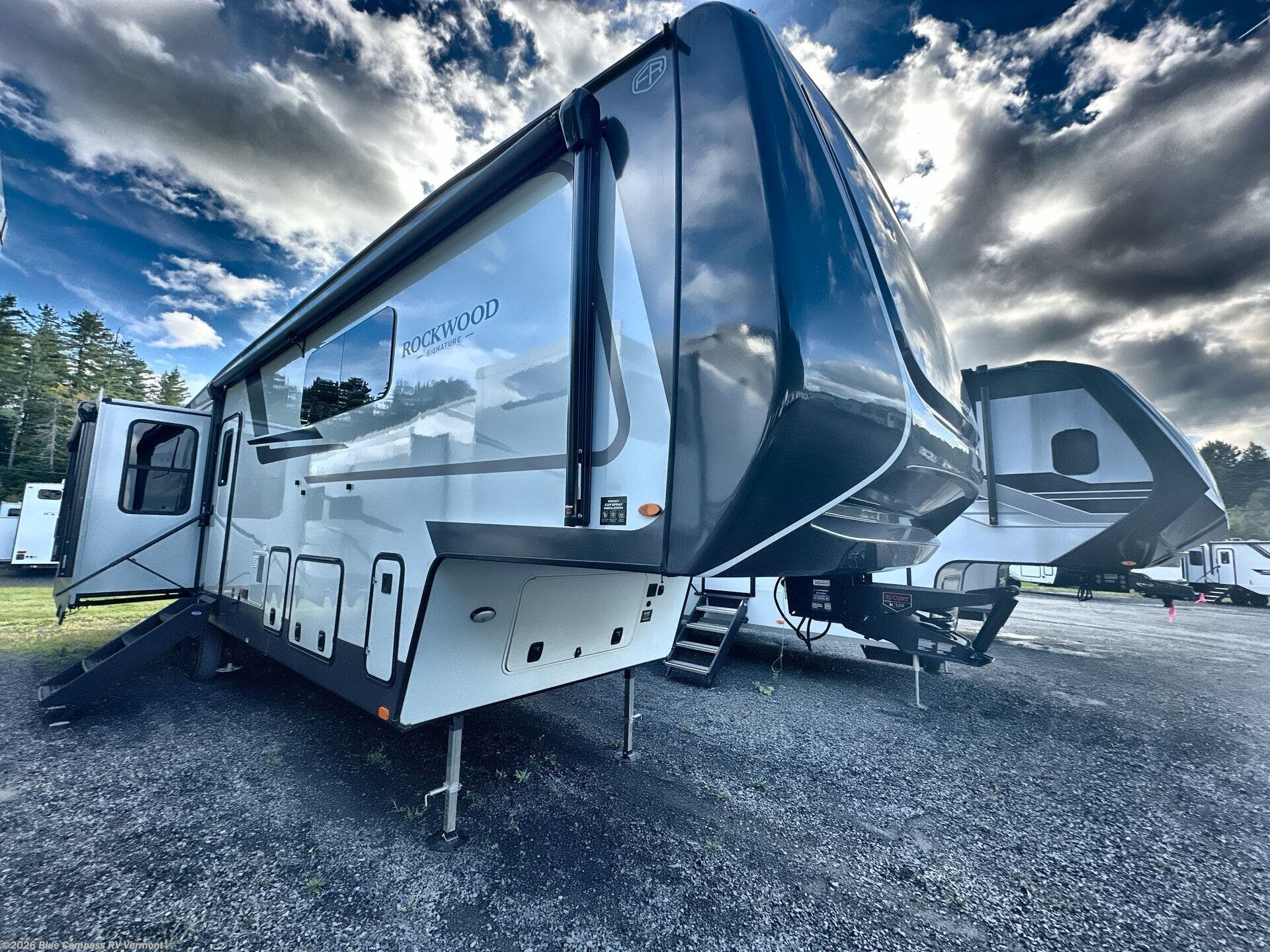2027 Rockwood Signature 401SFB by Forest River from Blue Compass RV Vermont in East Montpelier, Vermont