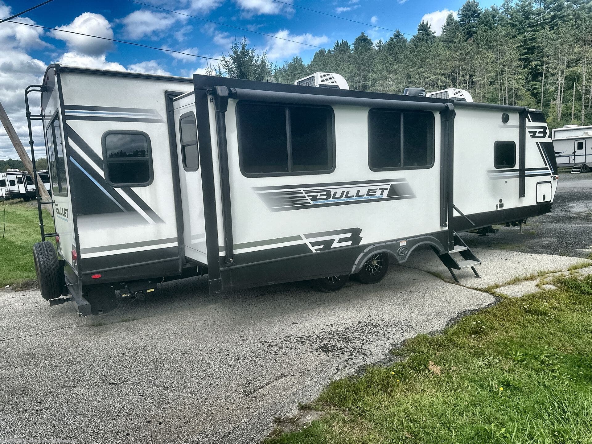 2025 Bullet 310RES by Keystone from Blue Compass RV Vermont in East Montpelier, Vermont