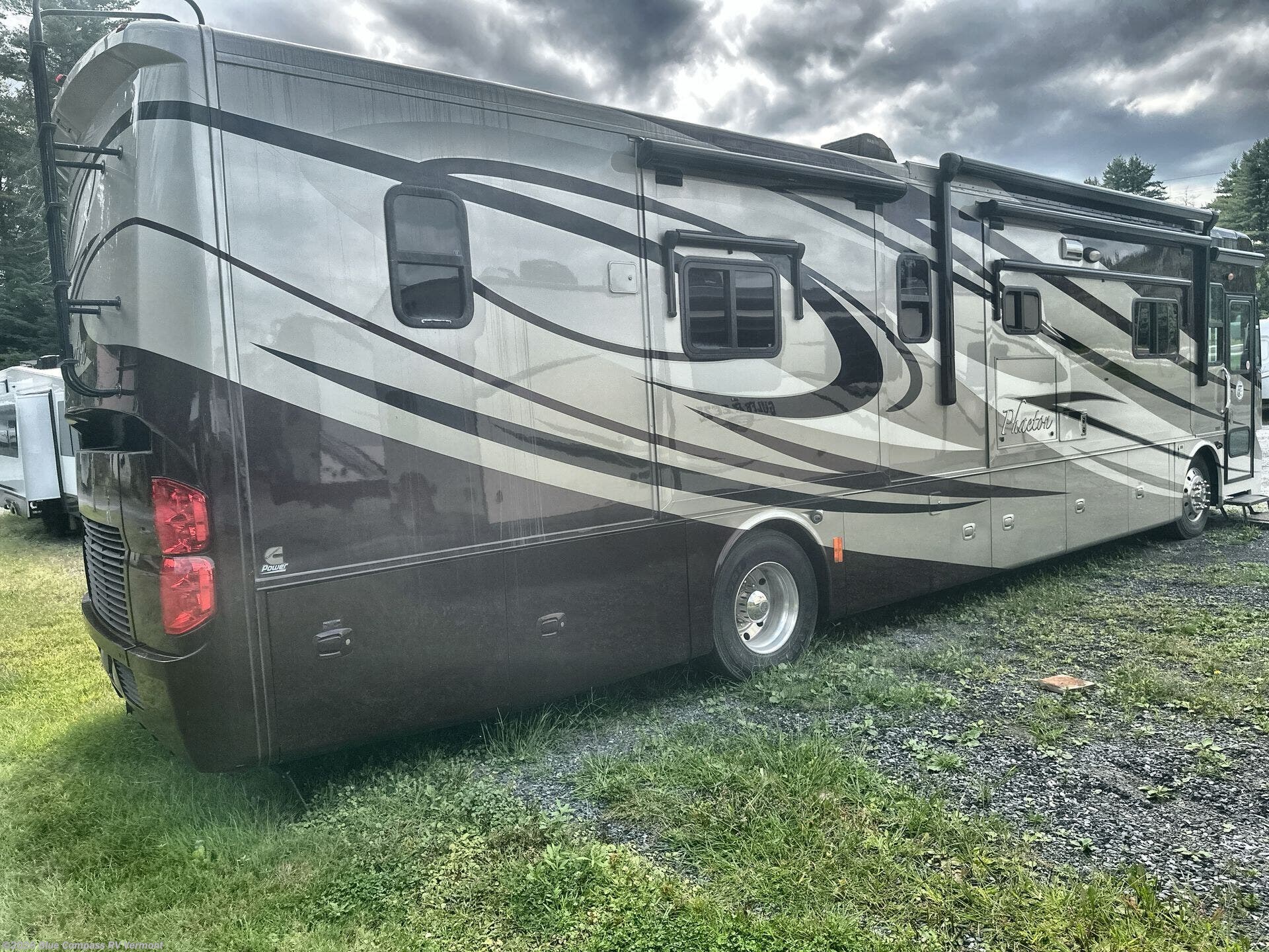 2012 Phaeton 42 QBH by Tiffin from Blue Compass RV Vermont in East Montpelier, Vermont