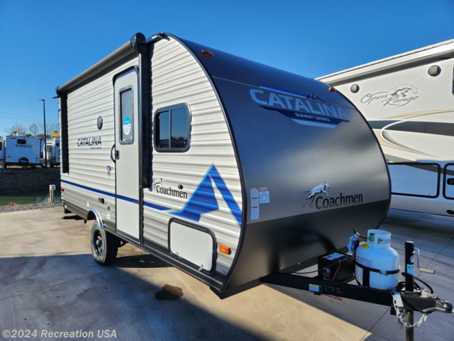 New 2023 Coachmen Catalina Summit Series 7 164RB available in Myrtle Beach, South Carolina