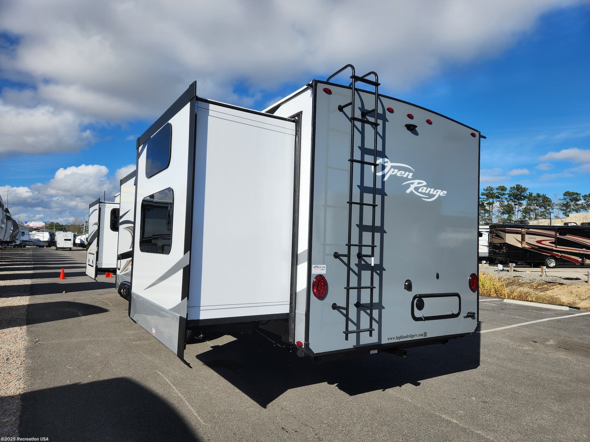 2024 Highland Ridge Open Range 338BHS Bunkhouse Bath and Half, Travel