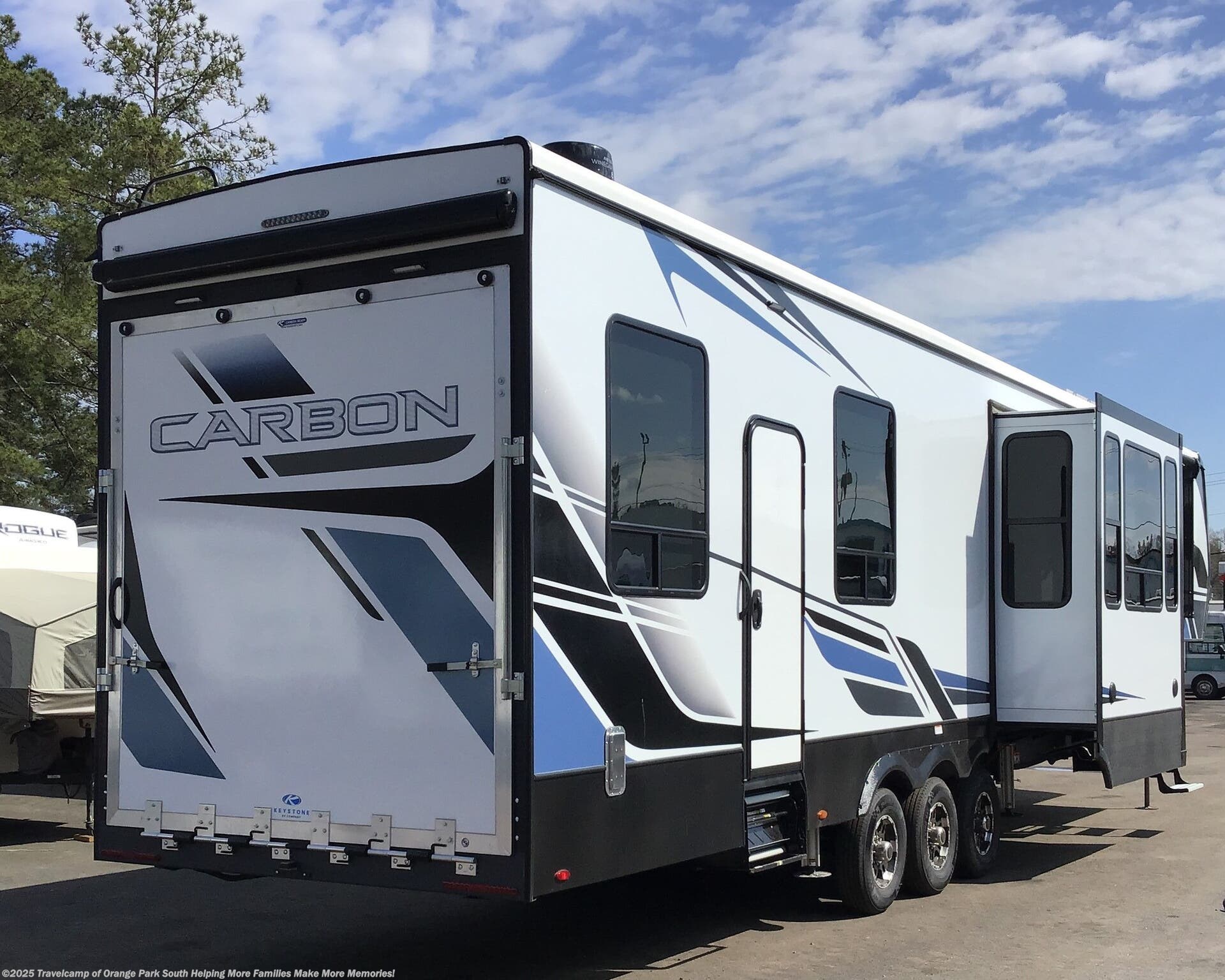 2022 Keystone Carbon 398 RV for Sale in Jacksonville, FL 32065 KRCB05506 Classifieds
