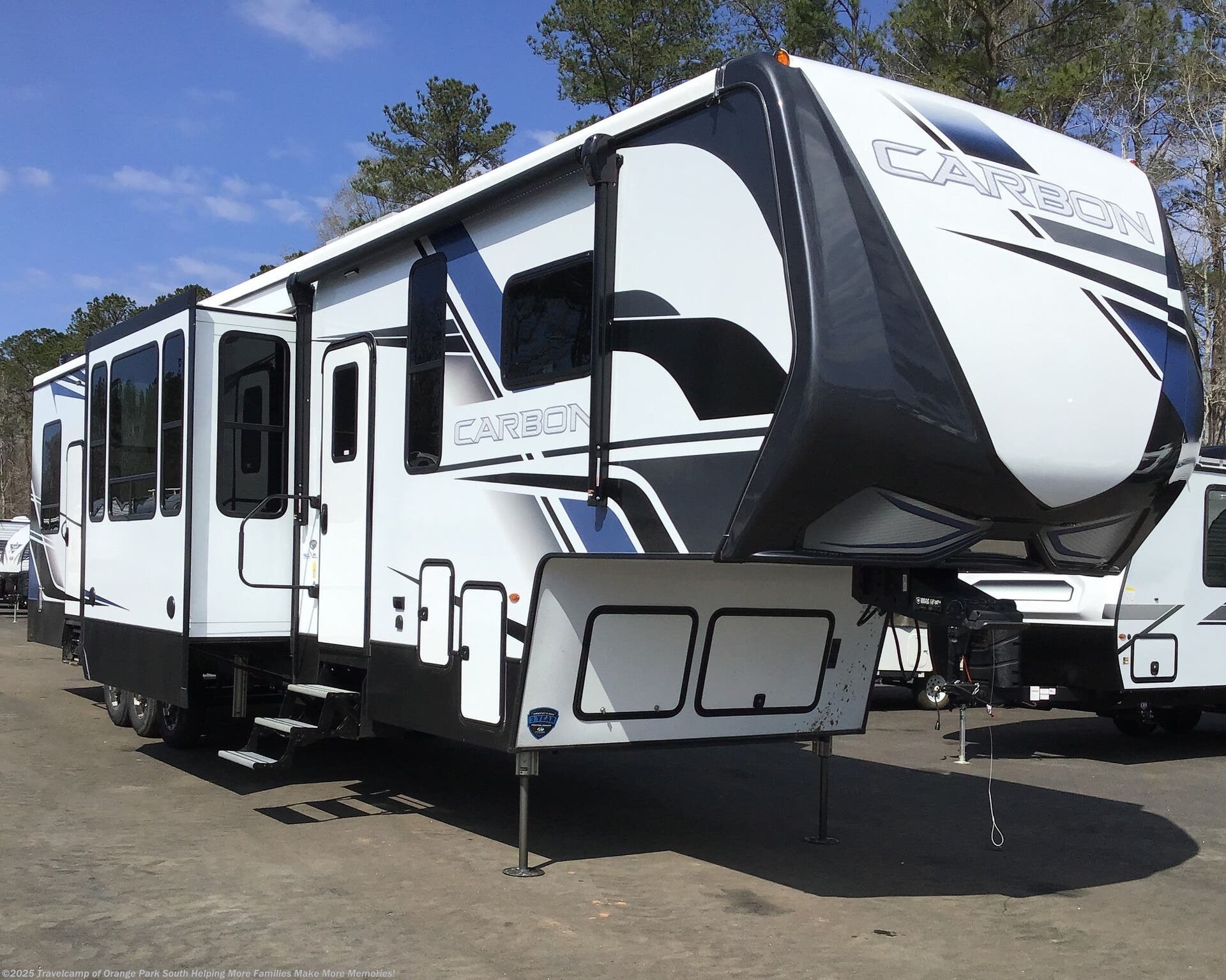 2022 Keystone Carbon 398 RV for Sale in Jacksonville, FL 32065 KRCB05506 Classifieds
