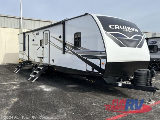 New 2024 CrossRoads Cruiser Aire CR33BHB available in Corsicana, Texas
