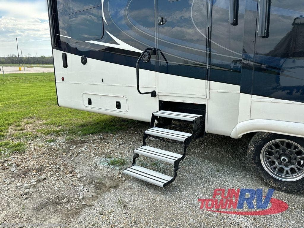 2024 DRV FullHouse MX450 RV for Sale in Corsicana, TX 75510 199150