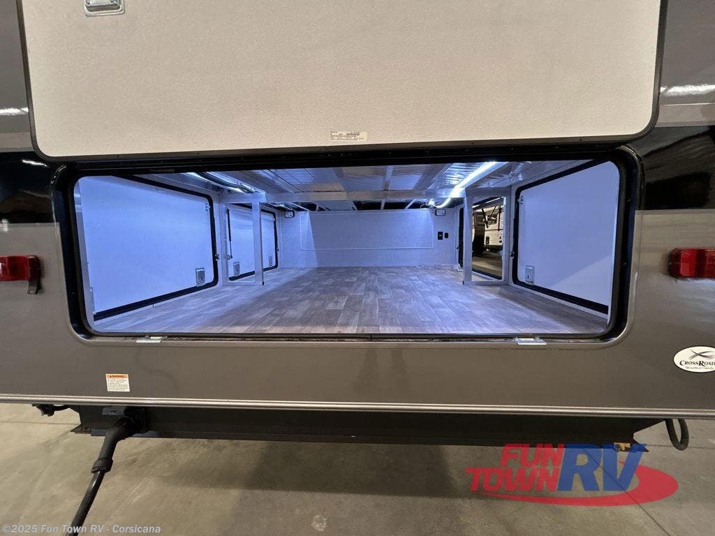 2025 Regency 3951BAM by Redwood RV from Fun Town RV - Corsicana in Corsicana, Texas