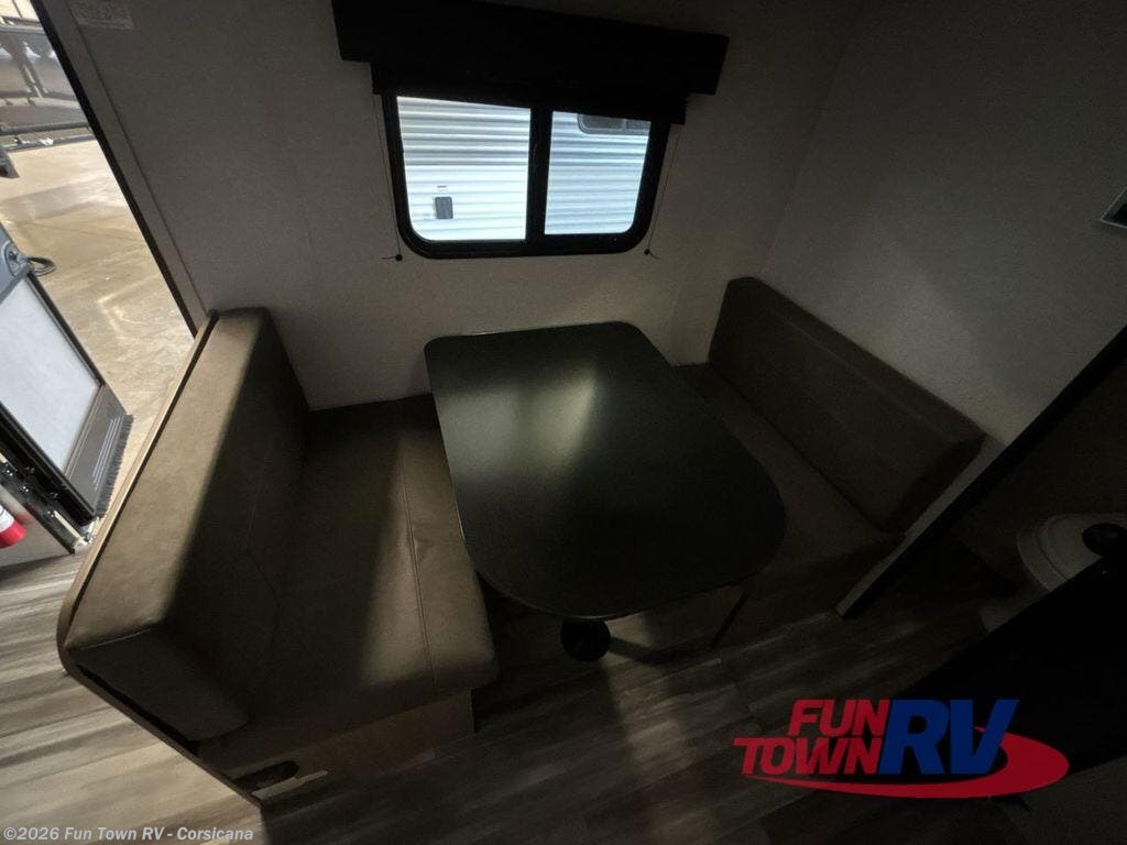 New 2026 Jayco Jay Flight SLX 170FQ available in Corsicana, Texas