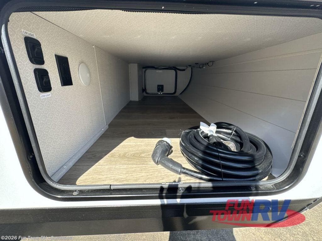 New 2026 Jayco Jay Feather 27MK available in Corsicana, Texas