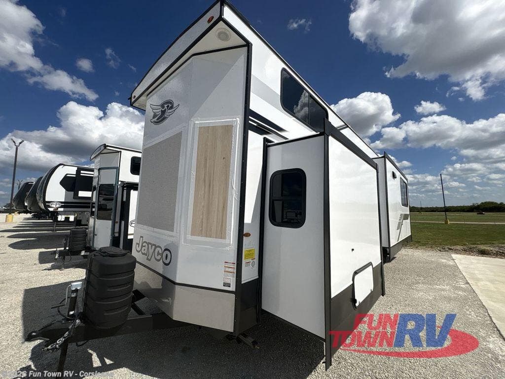 New 2026 Jayco Jay Flight Bungalow JayLoft available in Corsicana, Texas