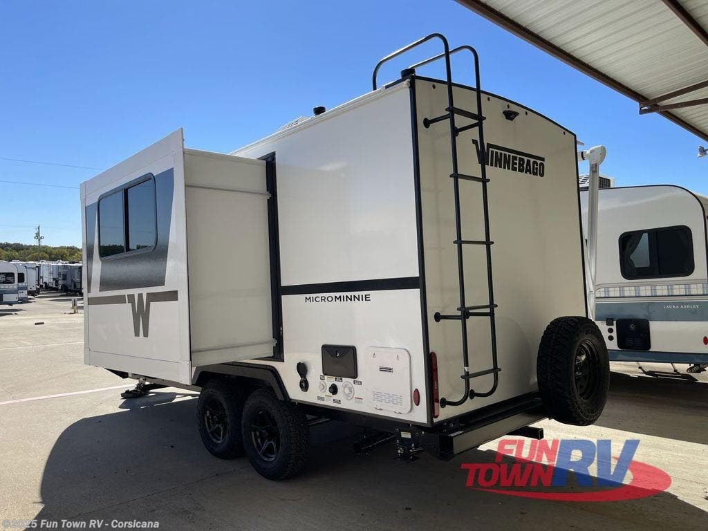 New 2026 Winnebago Micro Minnie 2108DS available in Corsicana, Texas