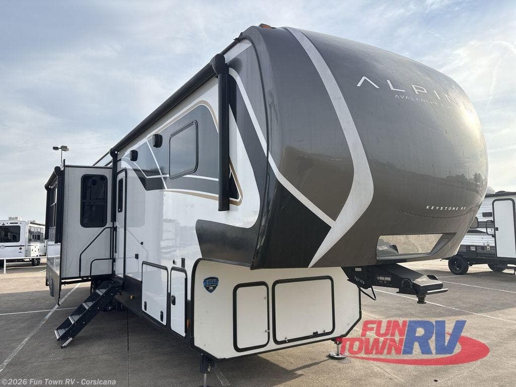 2024 Avalanche 390DS by Keystone from Fun Town RV - Corsicana in Corsicana, Texas