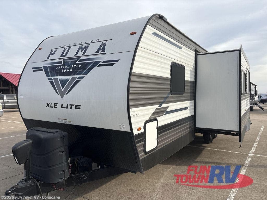 Used 2023 Palomino Puma XLE Lite 30DBSC available in Corsicana, Texas