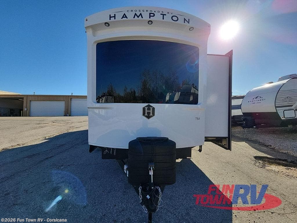 2025 Hampton 380RKS by CrossRoads from Fun Town RV - Corsicana in Corsicana, Texas