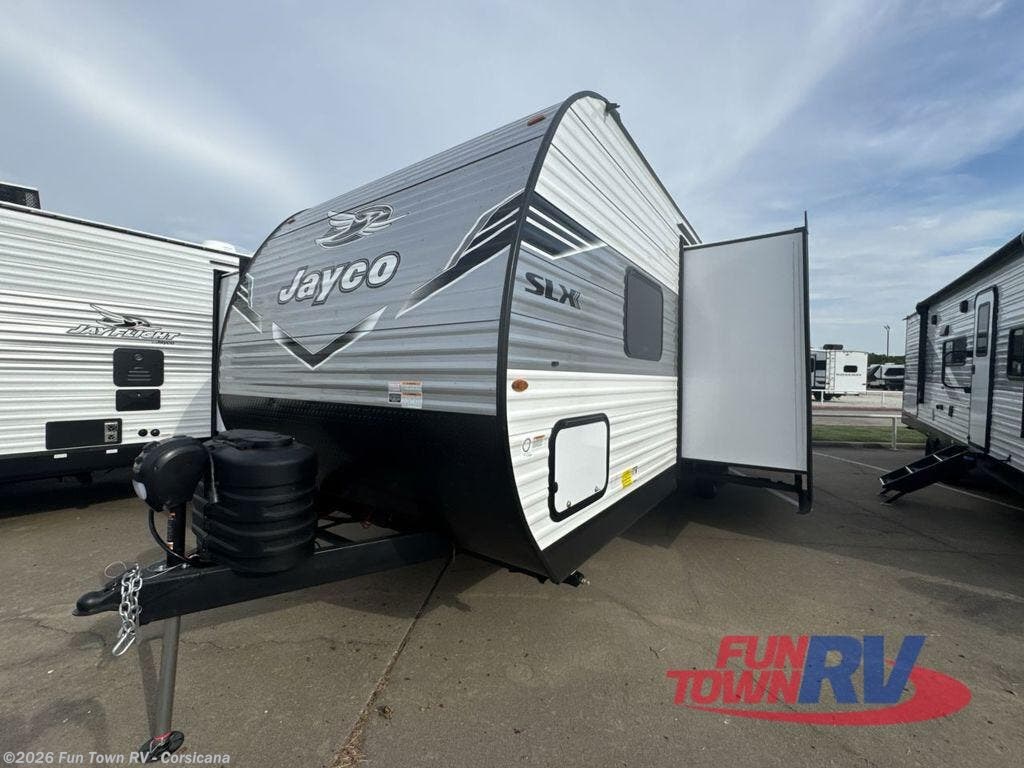 2026 Jay Flight SLX 261BHS by Jayco from Fun Town RV - Corsicana in Corsicana, Texas