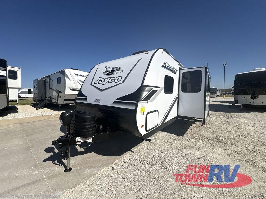 2026 Jay Feather SL 26BHSL by Jayco from Fun Town RV - Corsicana in Corsicana, Texas