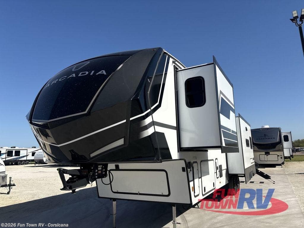 2026 Keystone Arcadia 3790RO - New Fifth Wheel For Sale by Fun Town RV - Corsicana in Corsicana, Texas