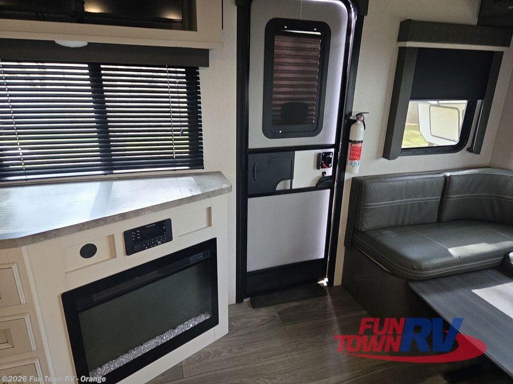2024 Cougar Half-Ton 24RDS by Keystone from Fun Town RV - Orange in Orange, Texas