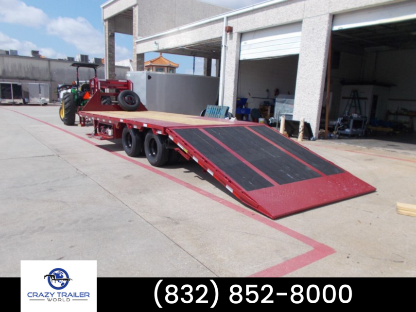 New 2024 Load Trail 102X28 Hydraulic Dove Gooseneck Trailer 24K GVWR available in Houston, Texas
