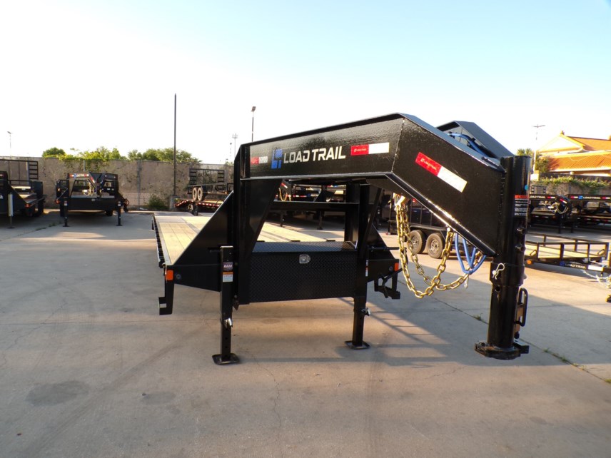 New 2025 Load Trail GP 102X32 Gooseneck Flatbed Trailer 24K GVWR available in Houston, Texas