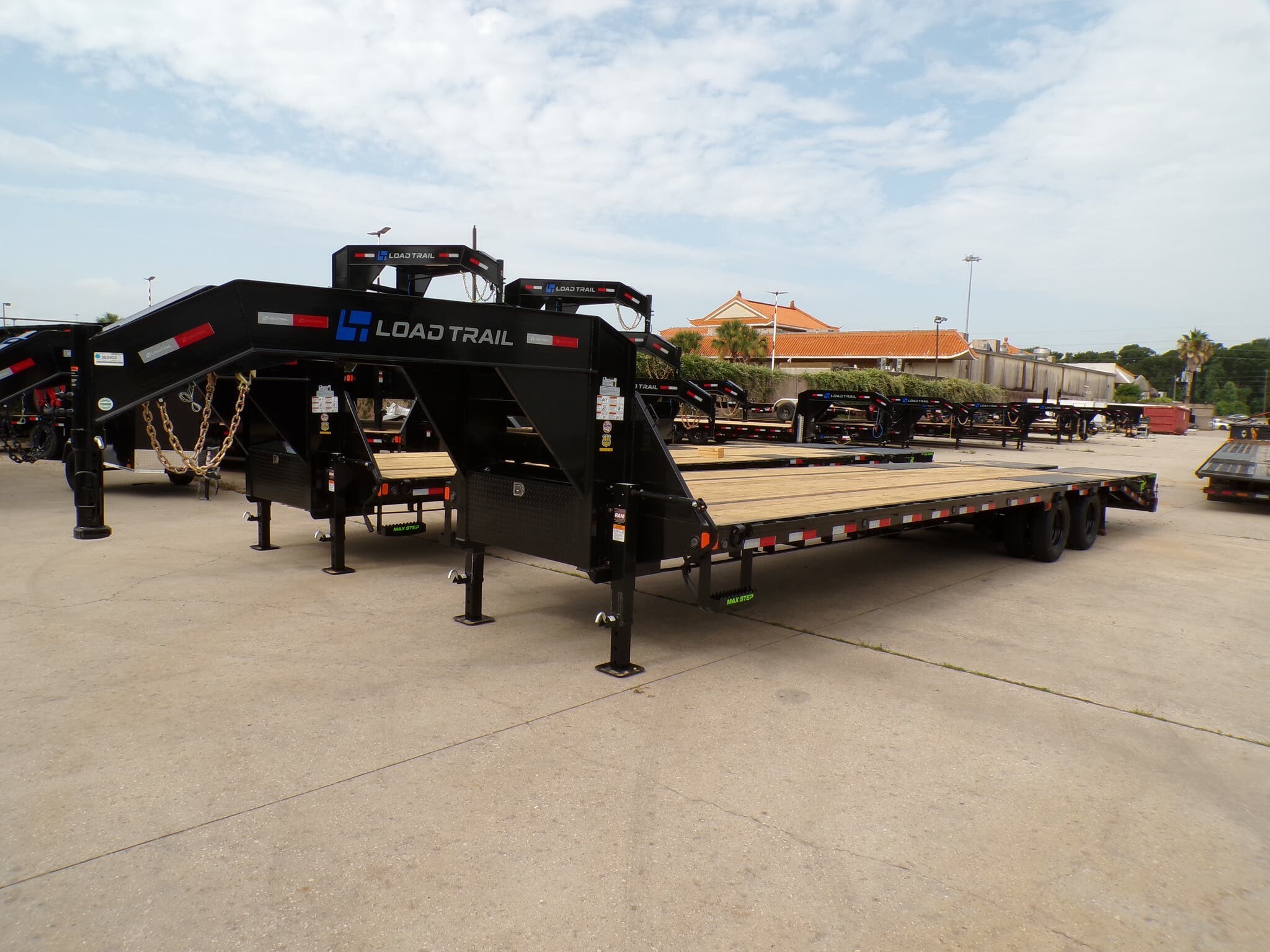 2026 Load Trail GP 102X34 Tandem Low-Pro Gooseneck Trailer 24K LB