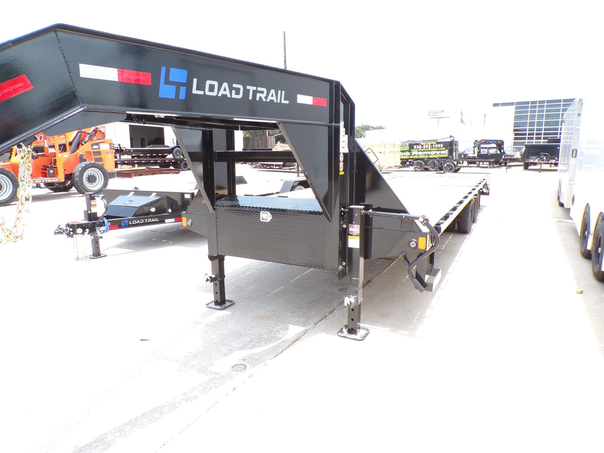 2026 Load Trail GP 102x28 24K Low-Pro Gooseneck Trailer